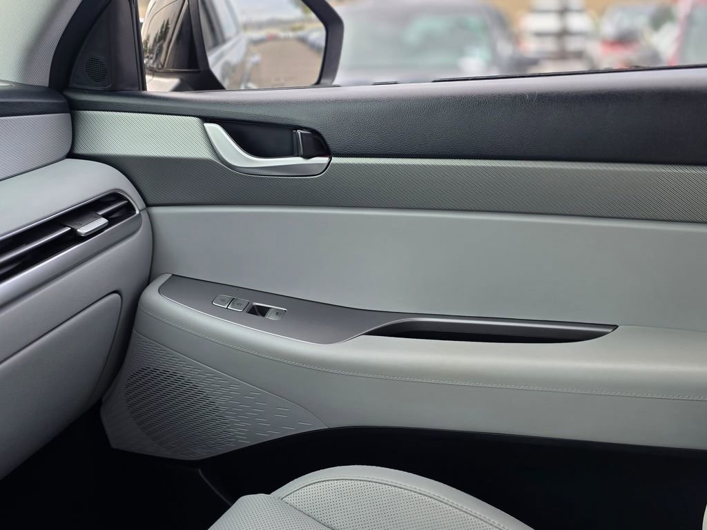 Used 2025 Hyundai Palisade SEL FWD image 29