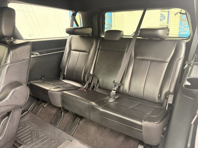 Used 2020 Ford Expedition Max XLT w/ Equipment Group 202A AWD/4WD image 23