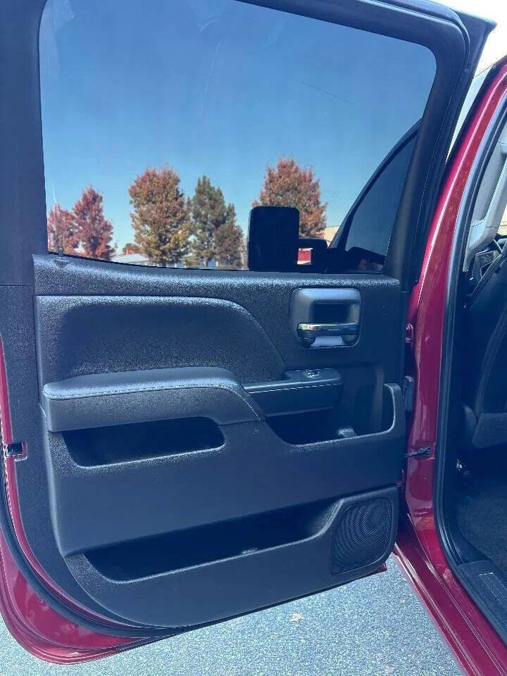 Used 2018 GMC Sierra 2500 Denali w/ Duramax Plus Package image 16