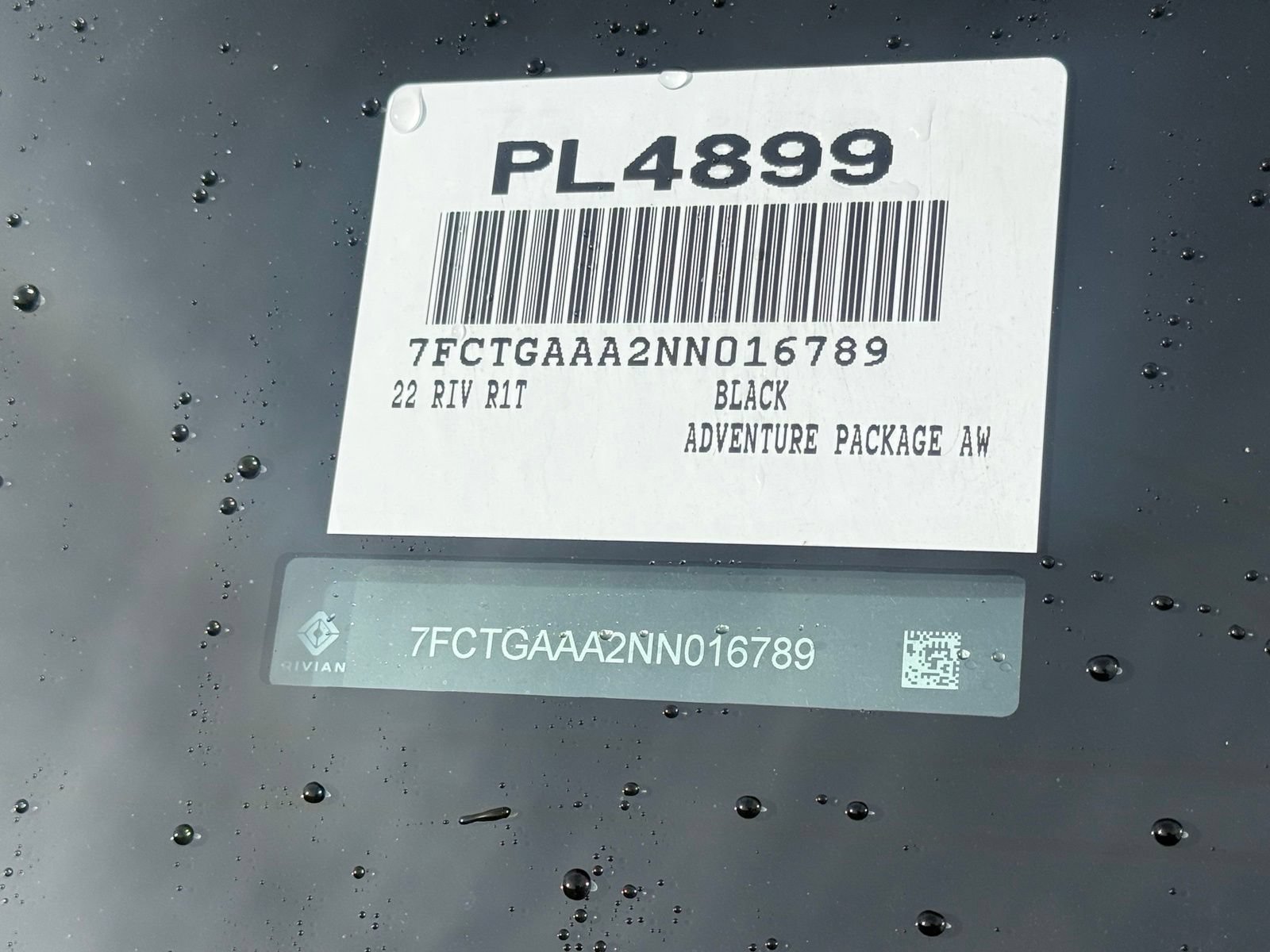 Used 2022 Rivian R1T Adventure AWD/4WD image 9