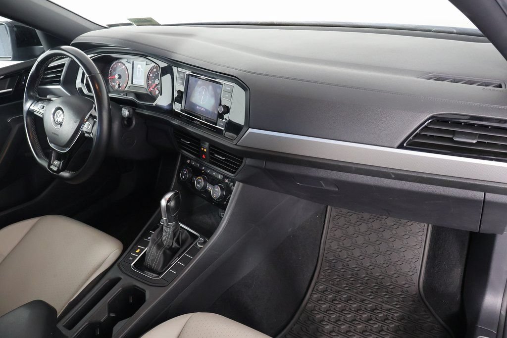 Used 2019 Volkswagen Jetta R-Line FWD image 9
