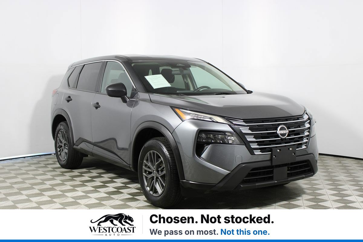Used 2024 Nissan Rogue S FWD image 1