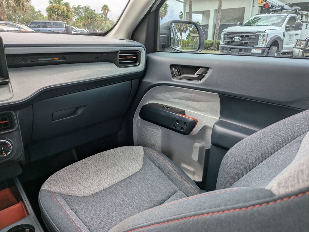 Certified 2024 Ford Maverick XLT FWD image 21