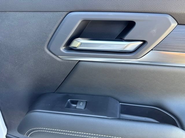 New 2027 GMC Terrain Elevation w/ LPO, Floor Liner Package AWD/4WD image 31
