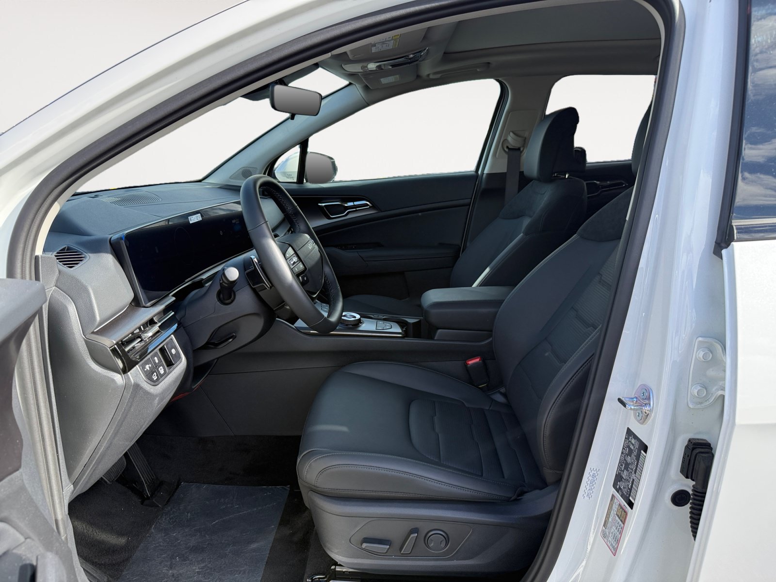 New 2027 Kia Sportage SX Prestige AWD/4WD image 10