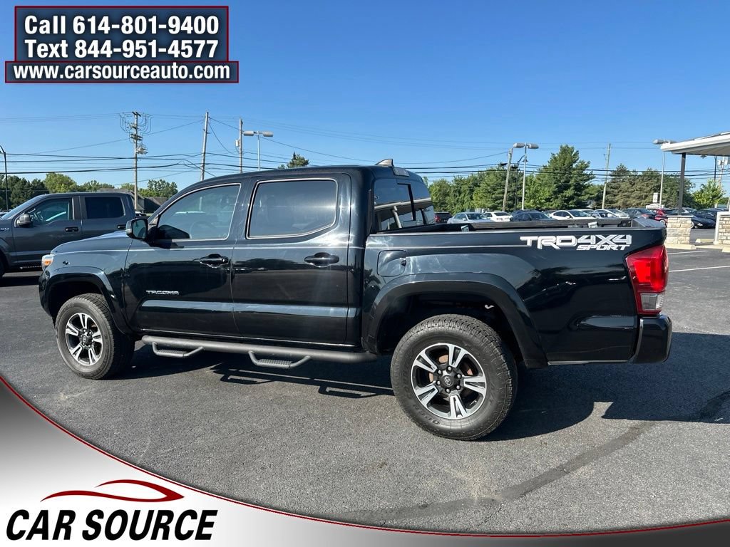 Used 2017 Toyota Tacoma TRD Sport w/ Tow Package (A/T) AWD/4WD image 5