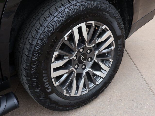 Certified 2025 Chevrolet Tahoe Z71 AWD/4WD image 43