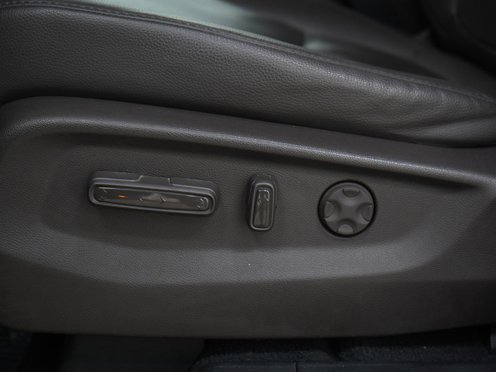 Used 2018 Honda Odyssey Elite image 34