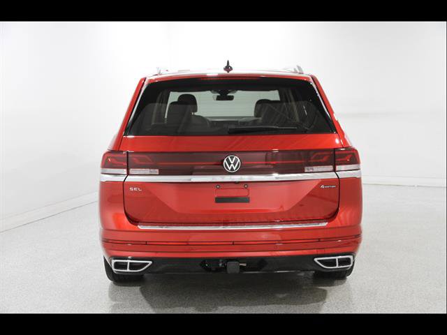 Certified 2024 Volkswagen Atlas SEL Premium R-Line image 23
