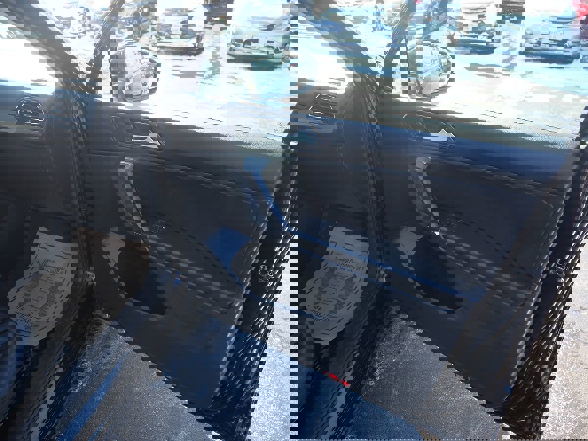 Used 2018 Volkswagen Tiguan SEL image 20