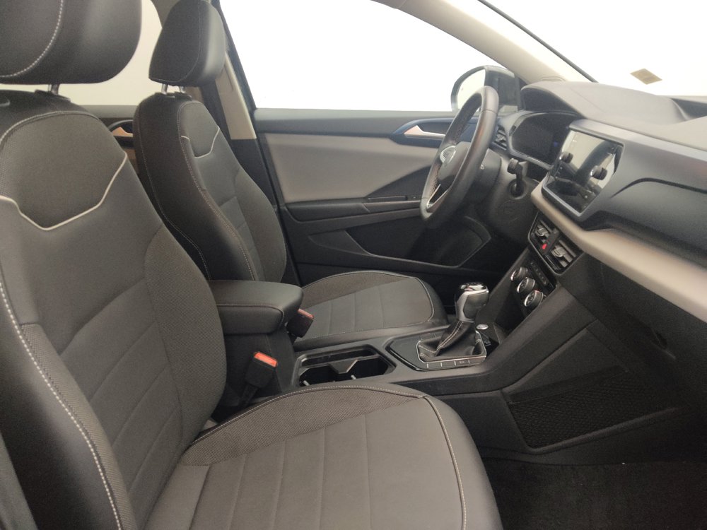 Used 2023 Volkswagen Taos SE FWD image 21
