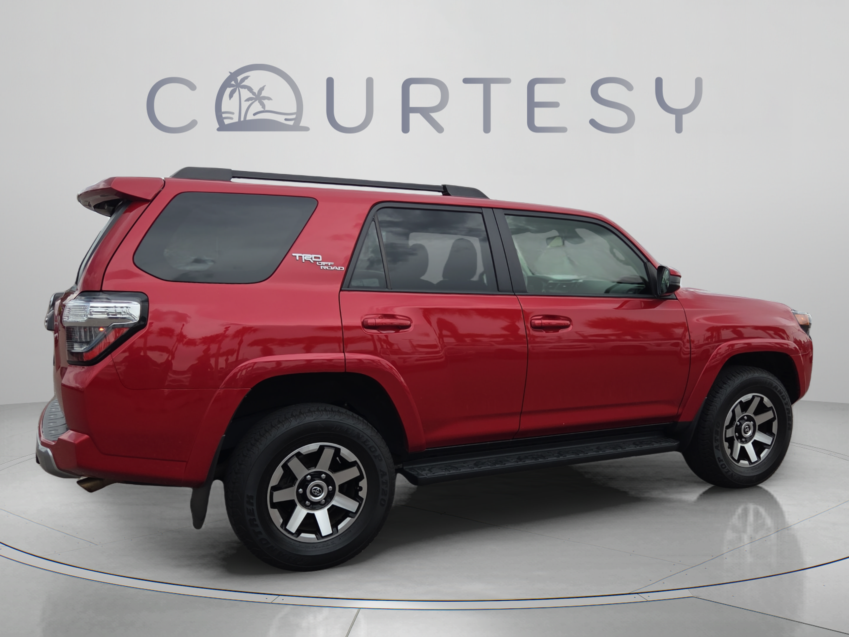 Certified 2024 Toyota 4Runner TRD Off-Road AWD/4WD image 5
