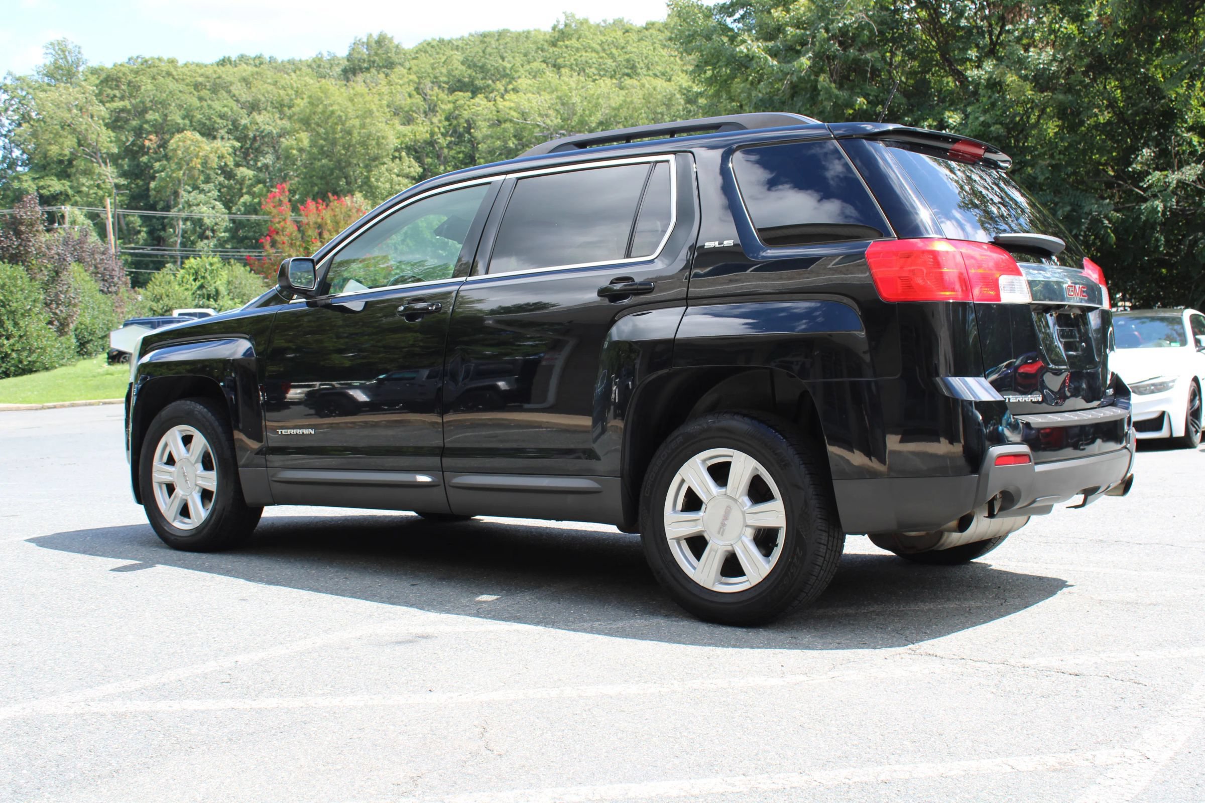 Used 2015 GMC Terrain SLE w/ Convenience Package AWD/4WD image 5