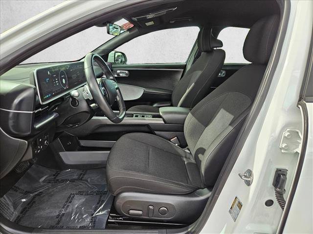 Used 2024 Hyundai Ioniq 6 SE RWD image 14