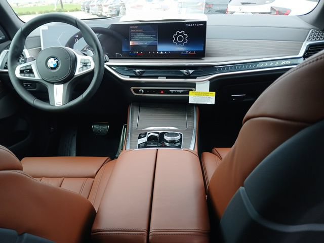 New 2026 BMW X5 xDrive40i w/ M Sport Package AWD/4WD image 13