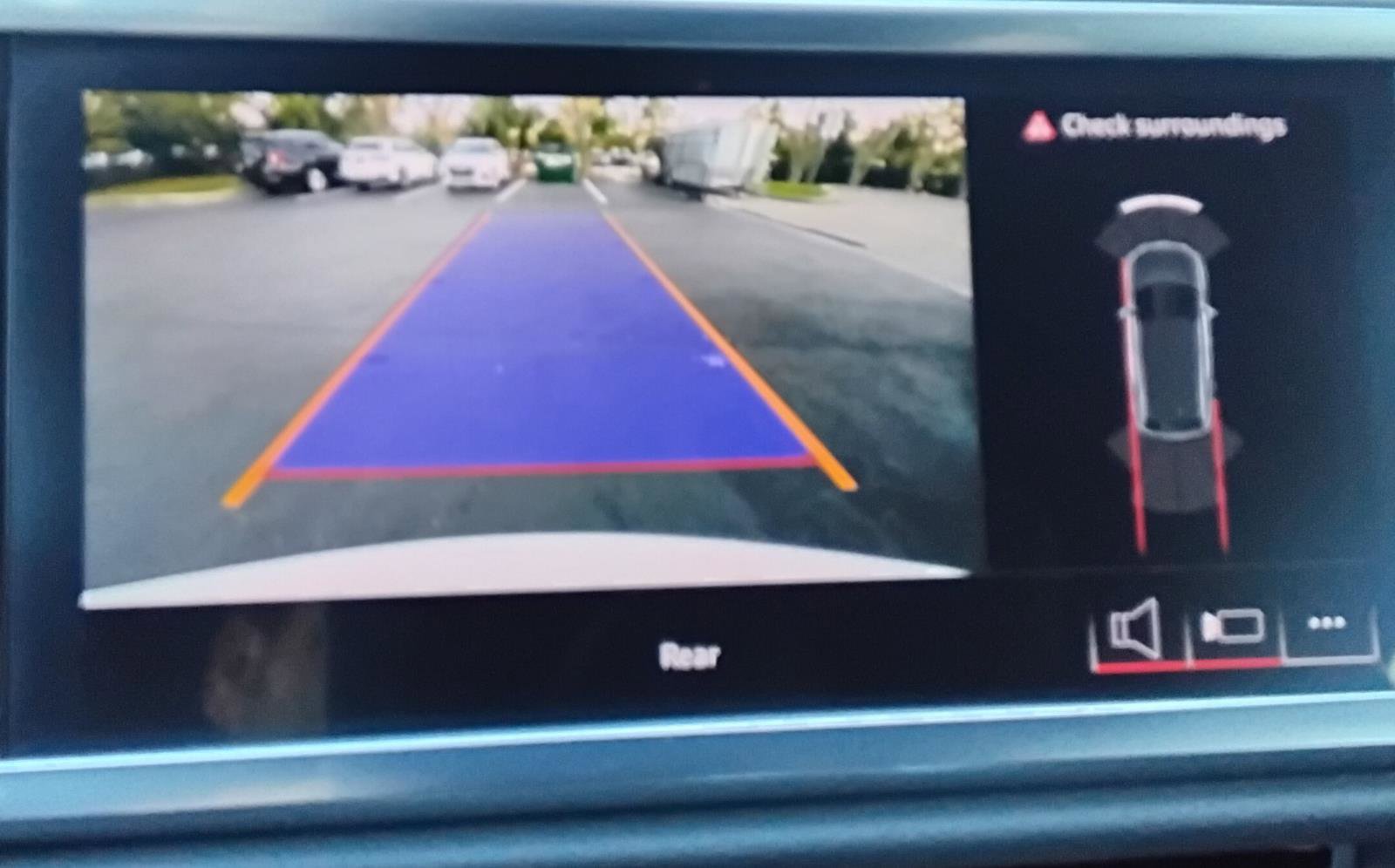 Certified 2025 Audi Q3 2.0T Premium w/ Convenience Package image 28