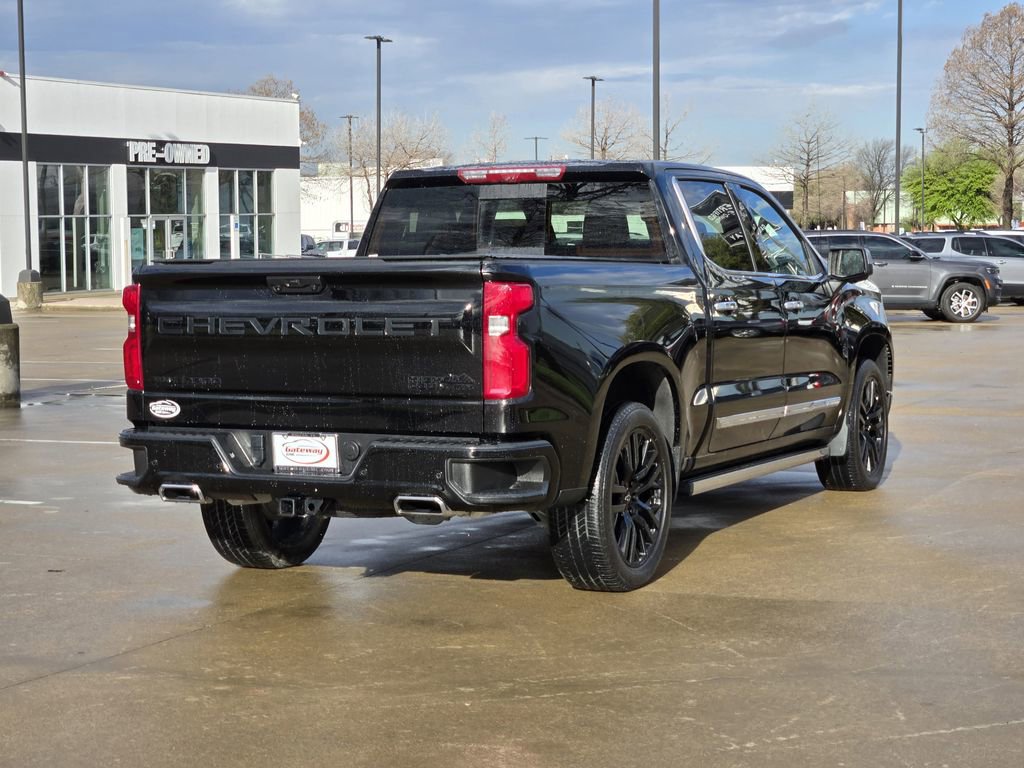 Used 2023 Chevrolet Silverado 1500 High Country w/ Technology Package image 7