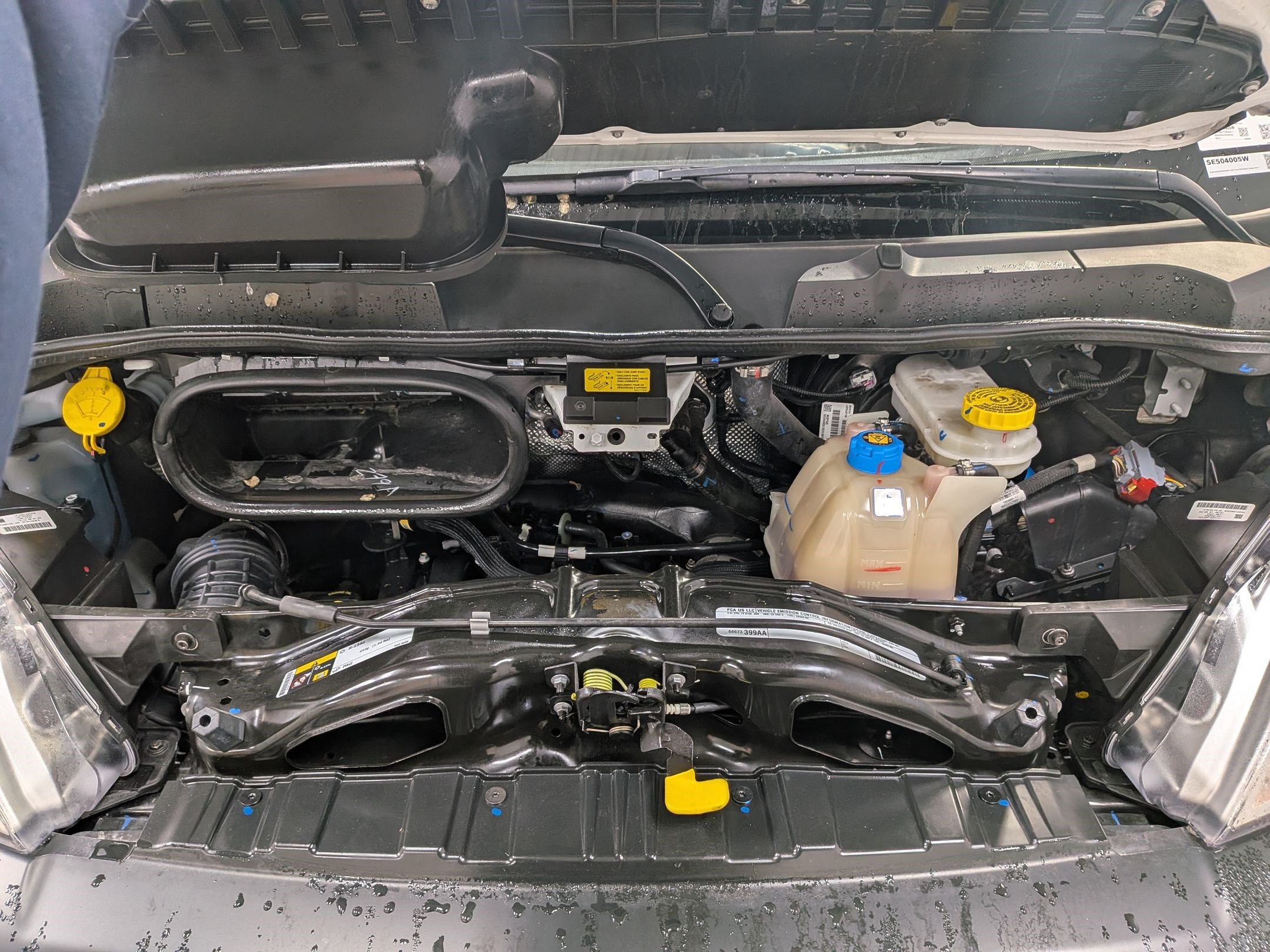 Used 2025 RAM ProMaster 2500 w/ Convenience Group FWD image 33