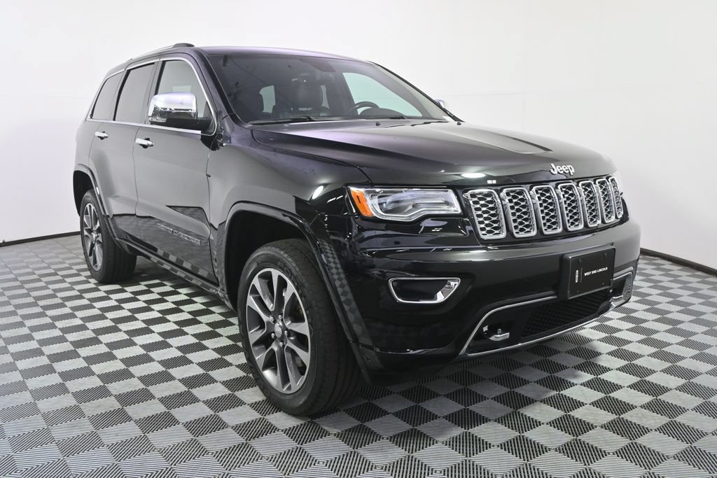 Used 2017 Jeep Grand Cherokee Overland AWD/4WD image 9