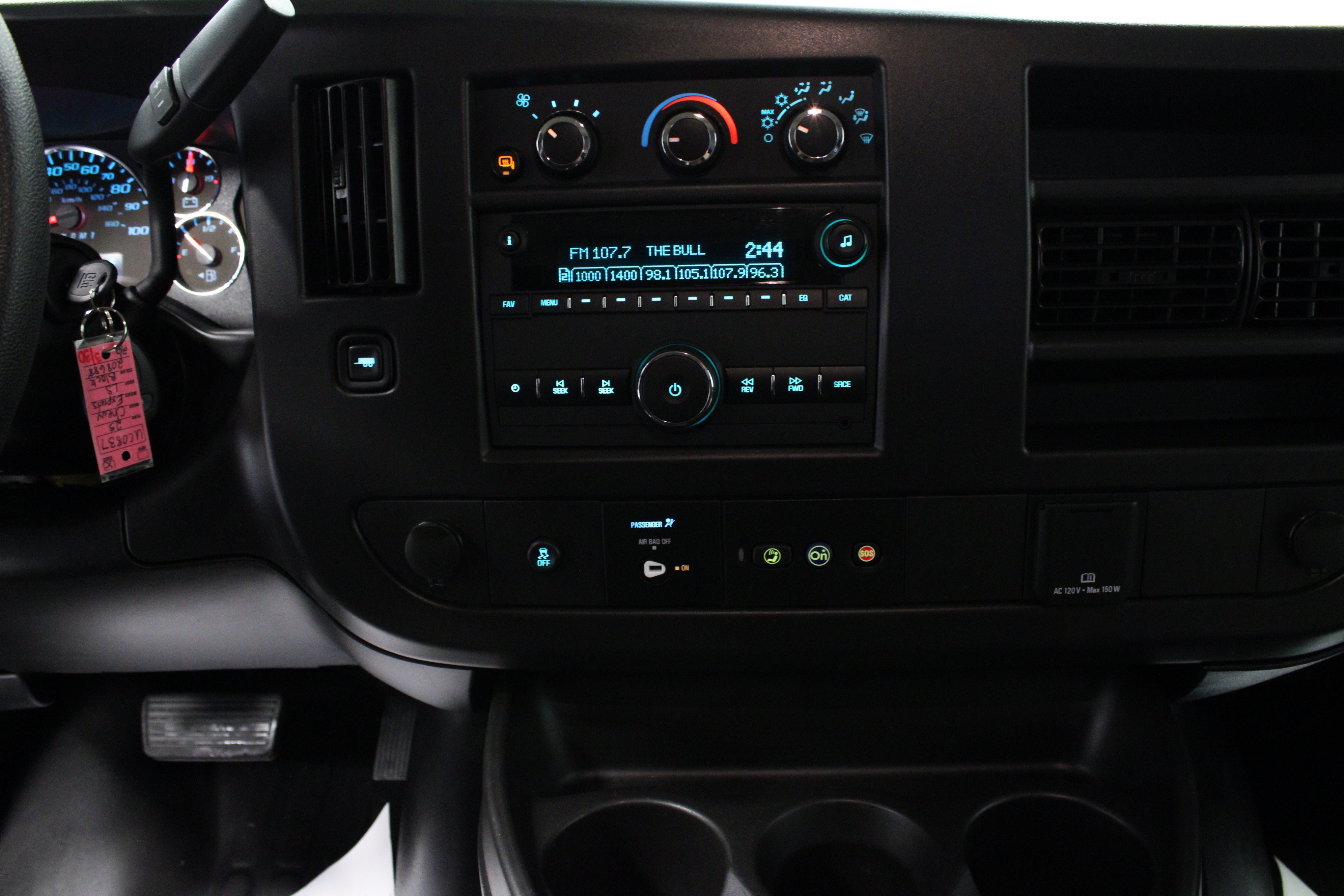 Used 2025 Chevrolet Express 3500 LS RWD image 18