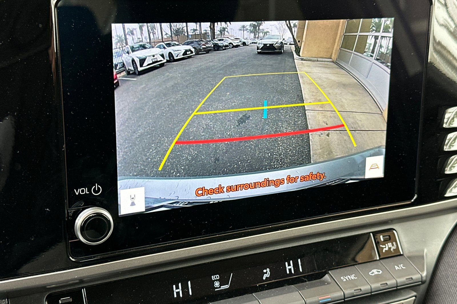 Used 2025 Toyota Camry LE image 18