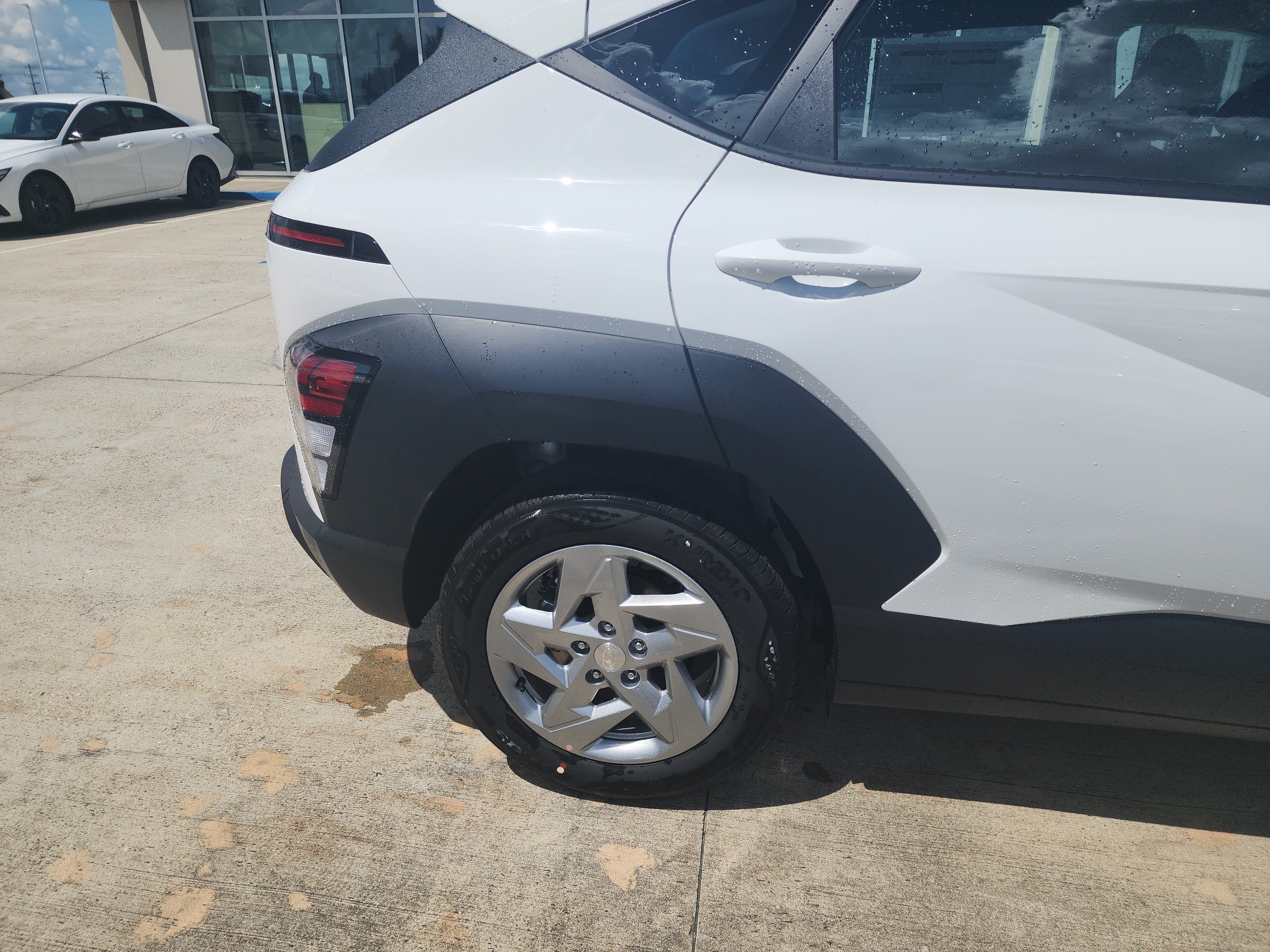 New 2027 Hyundai Kona SE FWD image 10