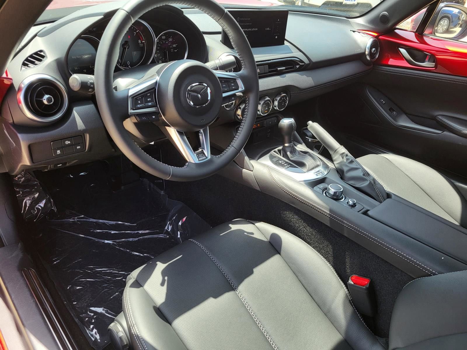 New 2026 MAZDA MX-5 Miata RF Grand Touring RWD image 13