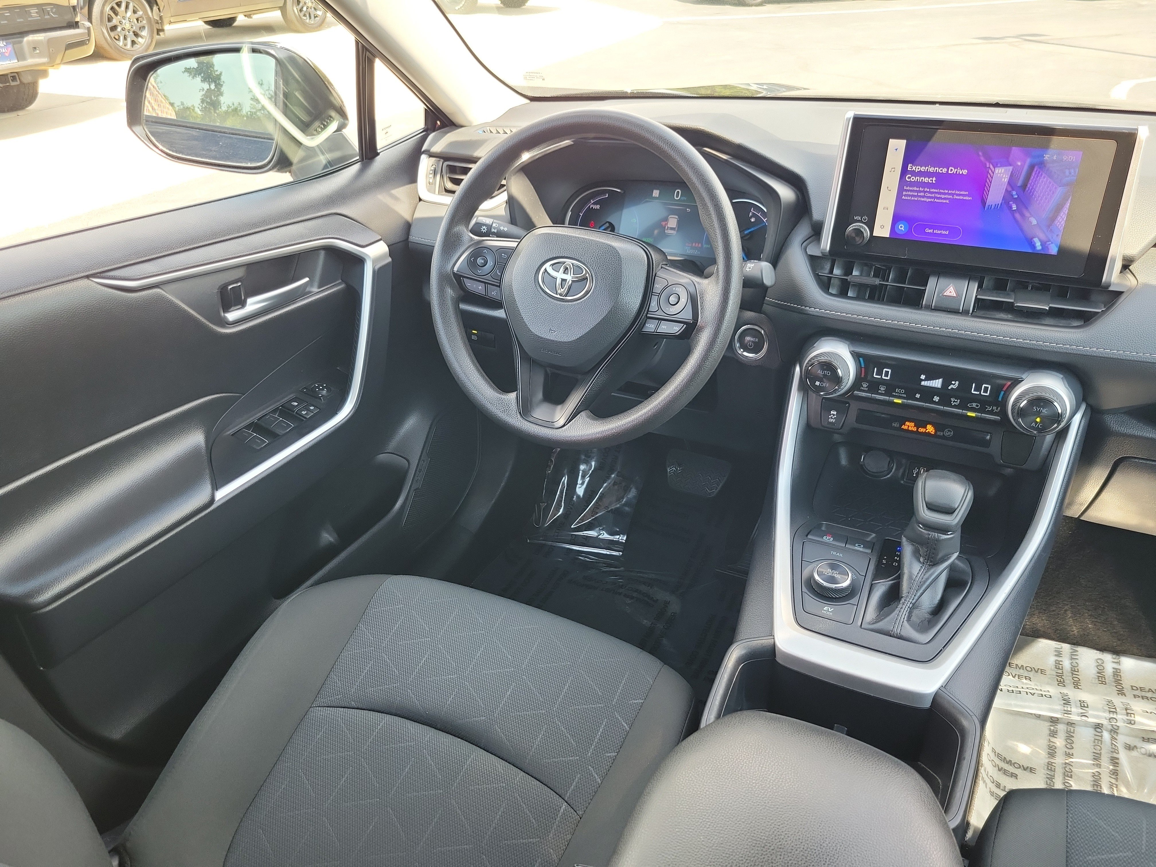 Certified 2025 Toyota RAV4 XLE AWD/4WD image 14