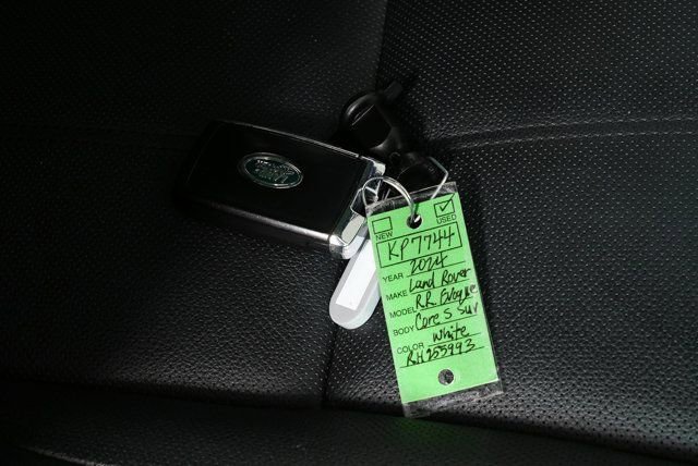 Used 2024 Land Rover Range Rover Evoque S AWD/4WD image 40
