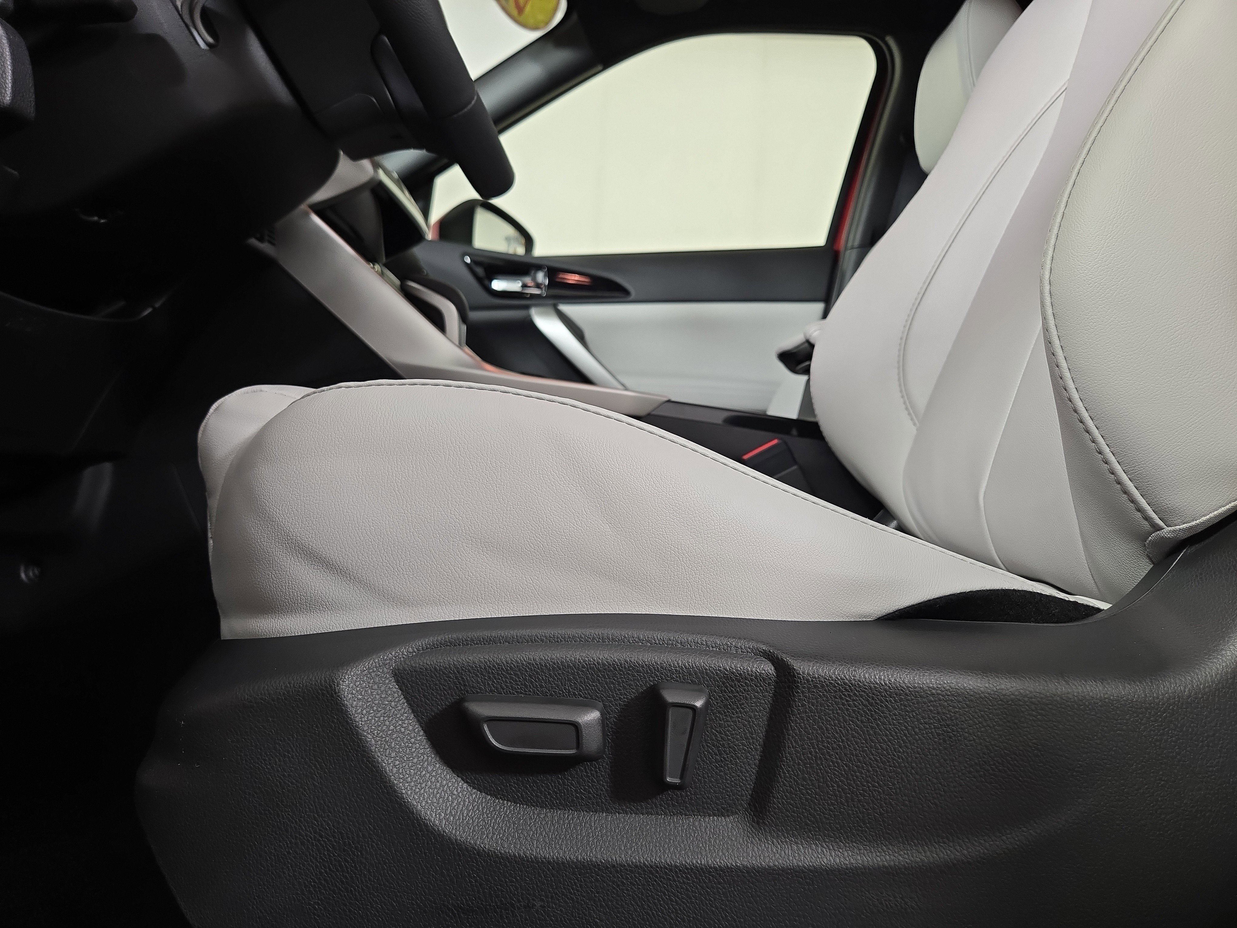 New 2026 Mitsubishi Eclipse Cross SEL image 28