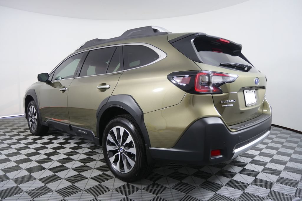 Used 2025 Subaru Outback Touring XT w/ Popular Package #2 AWD/4WD image 3