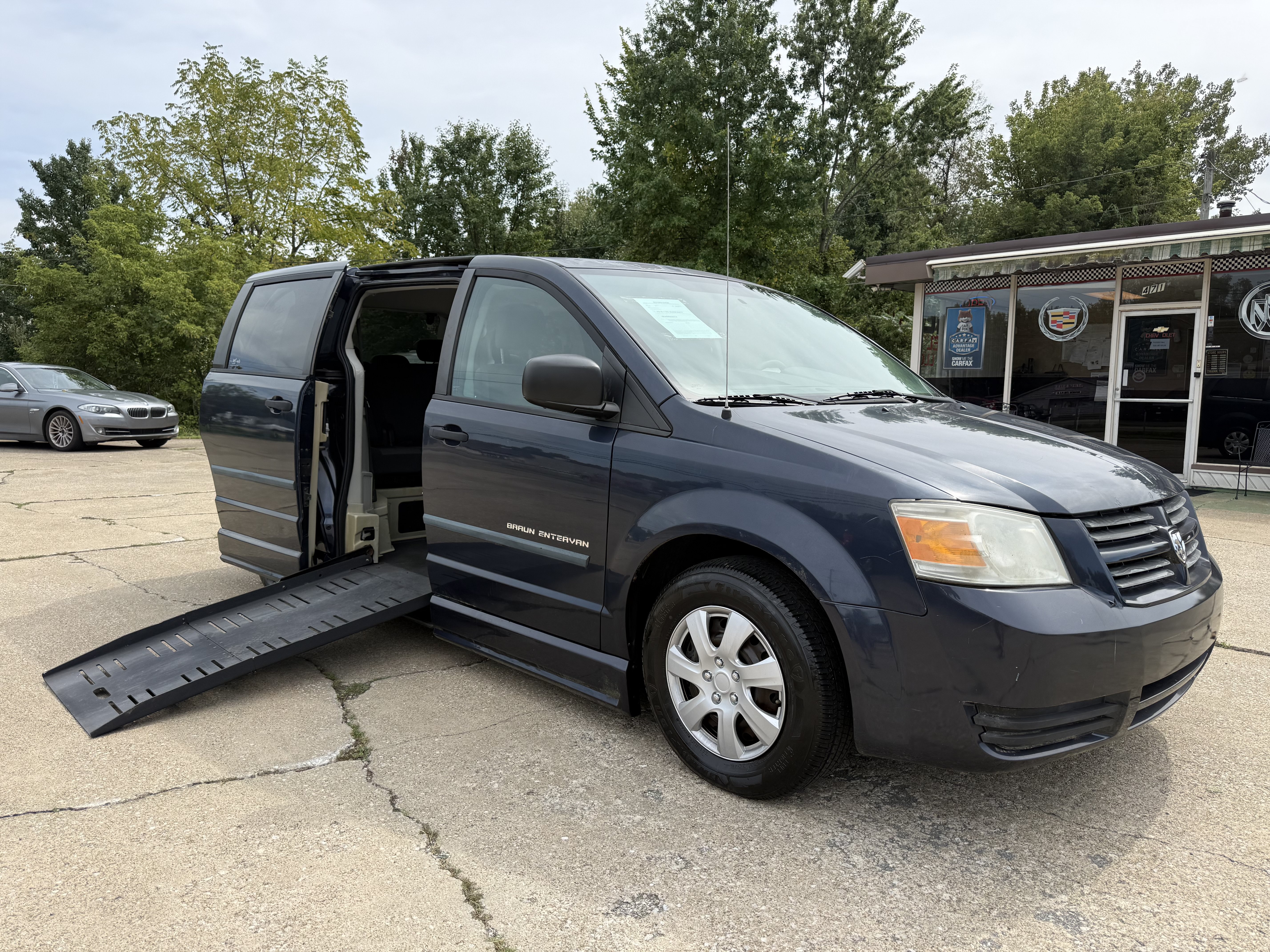 Used 2008 Dodge Grand Caravan SE