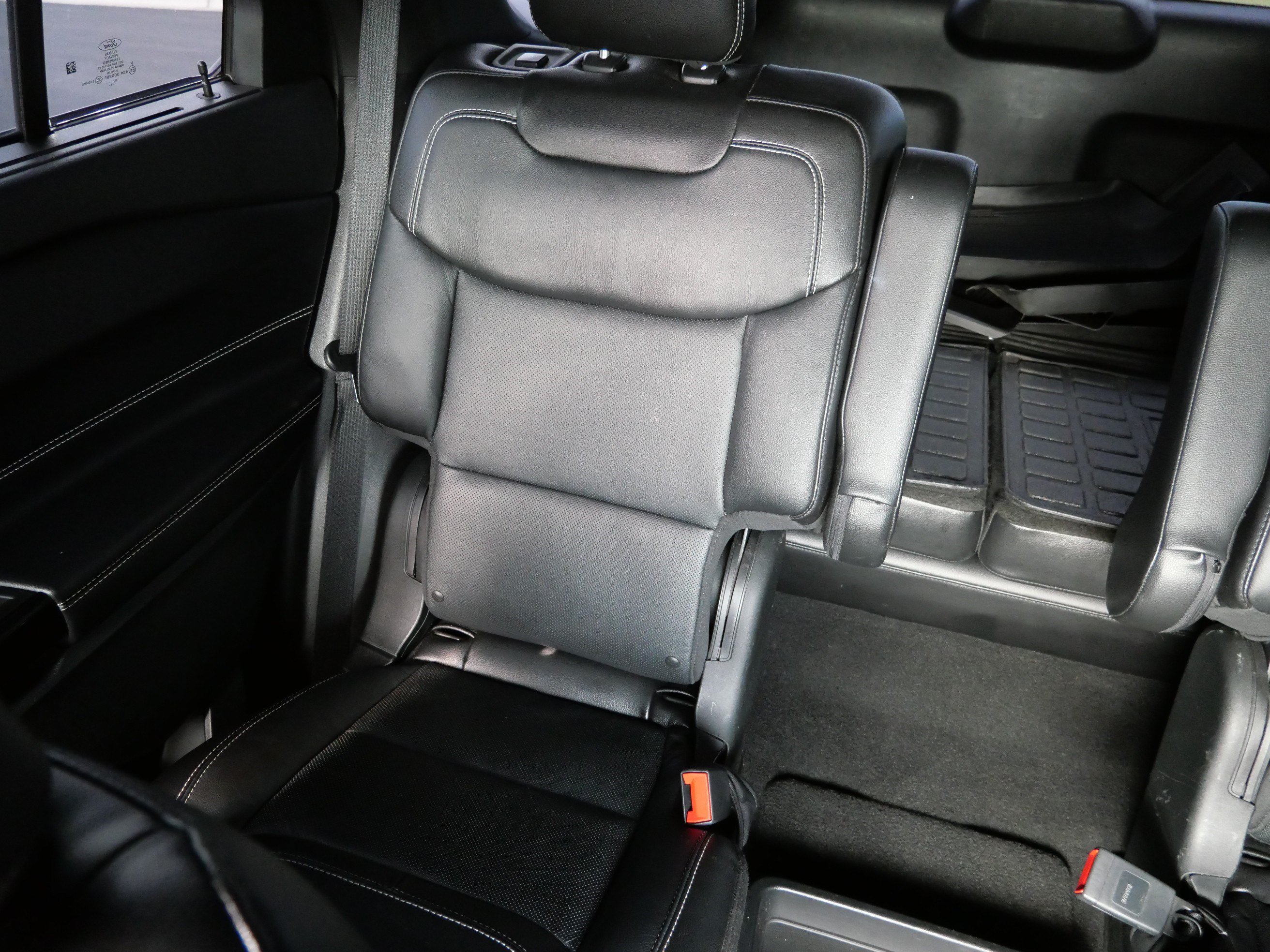 Used 2021 Ford Explorer ST w/ Equipment Group 401A AWD/4WD image 11