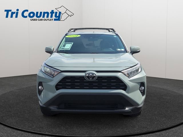 Used 2021 Toyota RAV4 XLE w/ Convenience Package AWD/4WD image 2