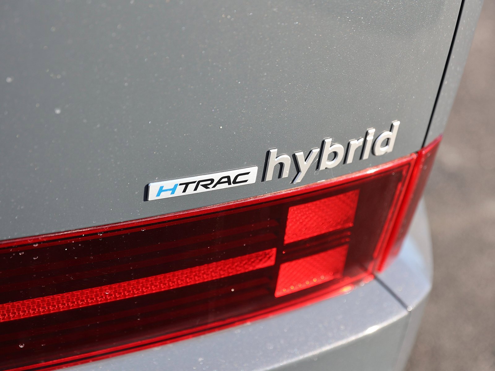 Certified 2025 Hyundai Santa Fe Limited image 9