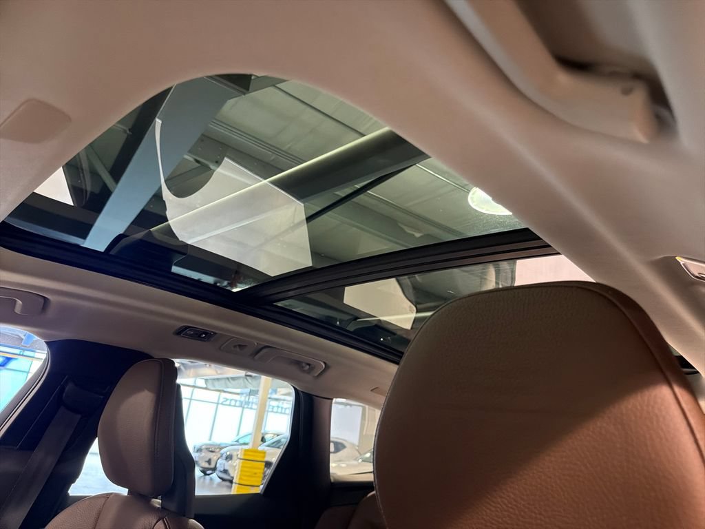 Used 2018 Volvo XC60 T8 Inscription w/ Advanced Package AWD/4WD image 20