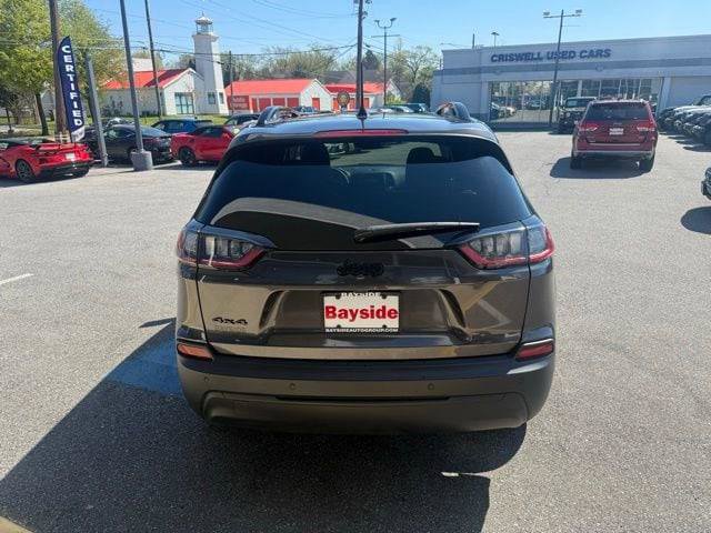 Certified 2023 Jeep Cherokee Altitude Lux image 18