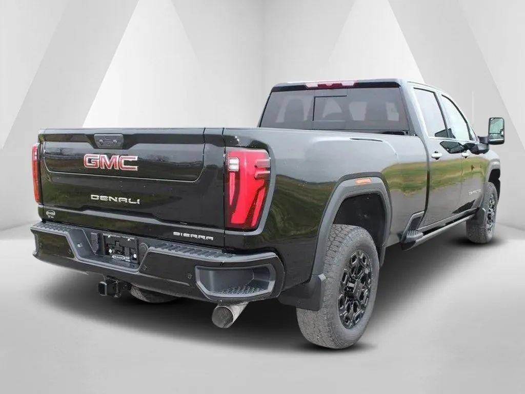 New 2026 GMC Sierra 3500 Denali AWD/4WD image 7