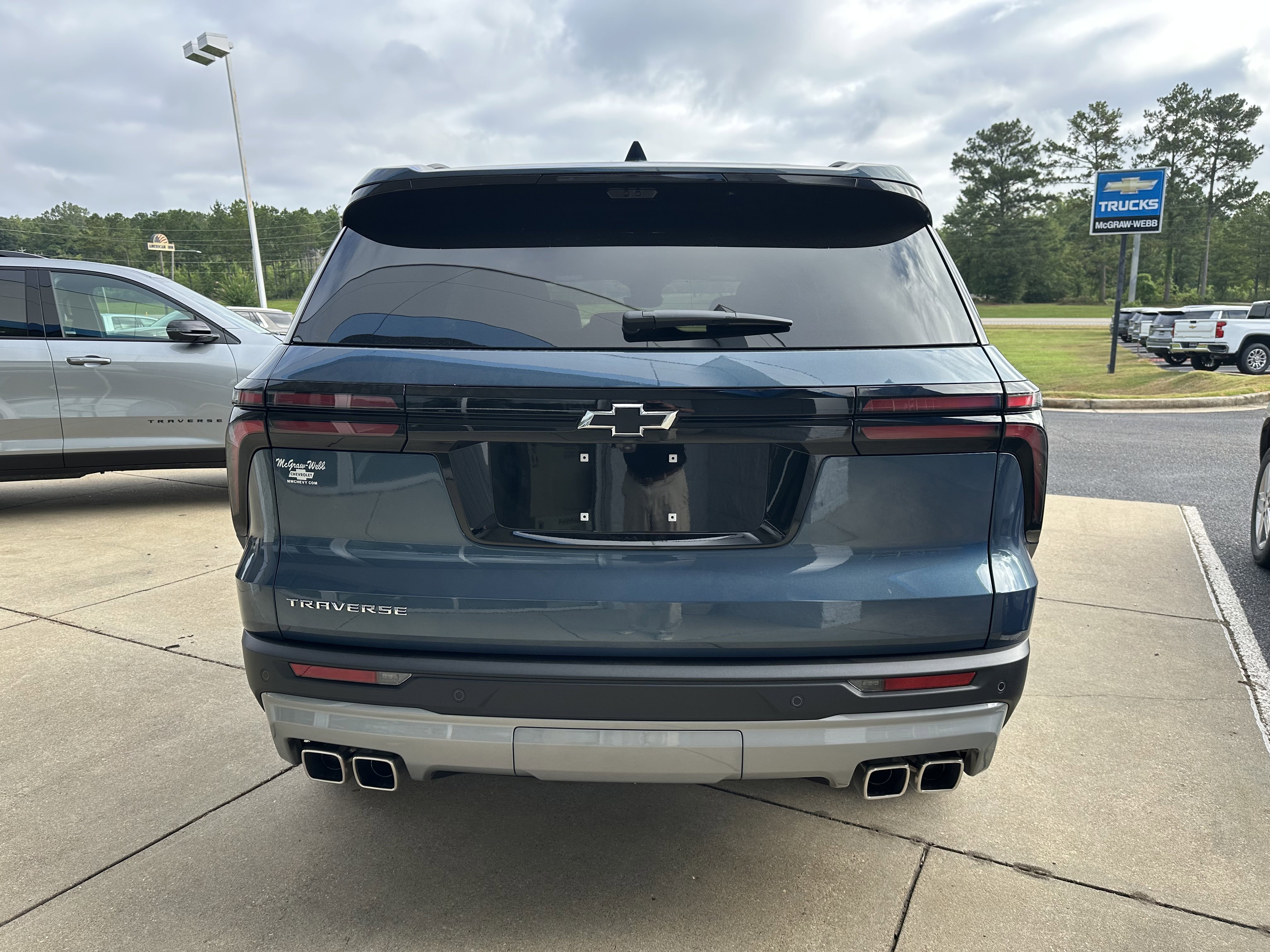 New 2026 Chevrolet Traverse LT w/ Driver Confidence Package image 5