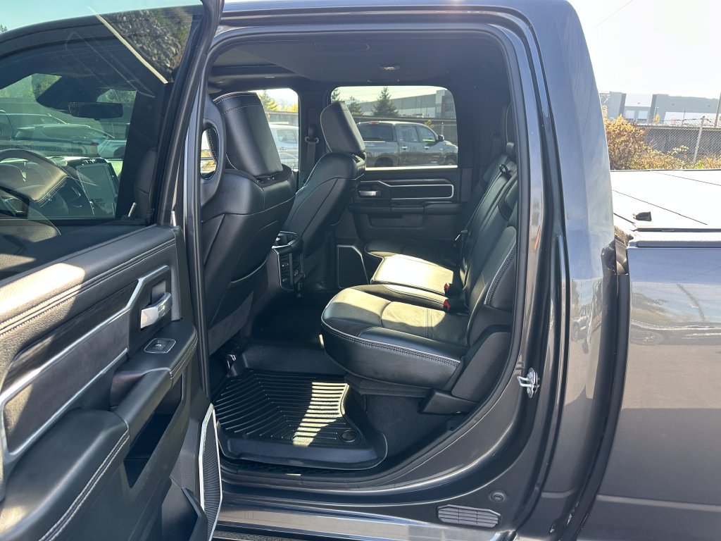 Used 2024 RAM 2500 Laramie w/ Night Edition AWD/4WD image 14
