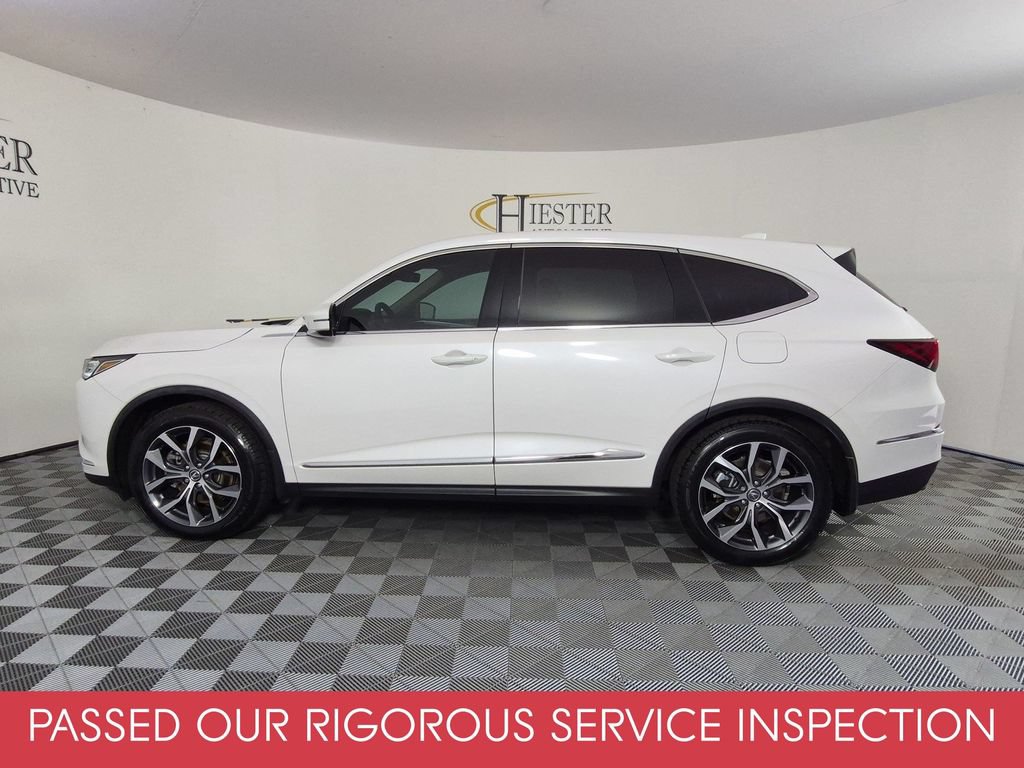 Used 2024 Acura MDX w/ Technology Package FWD image 7