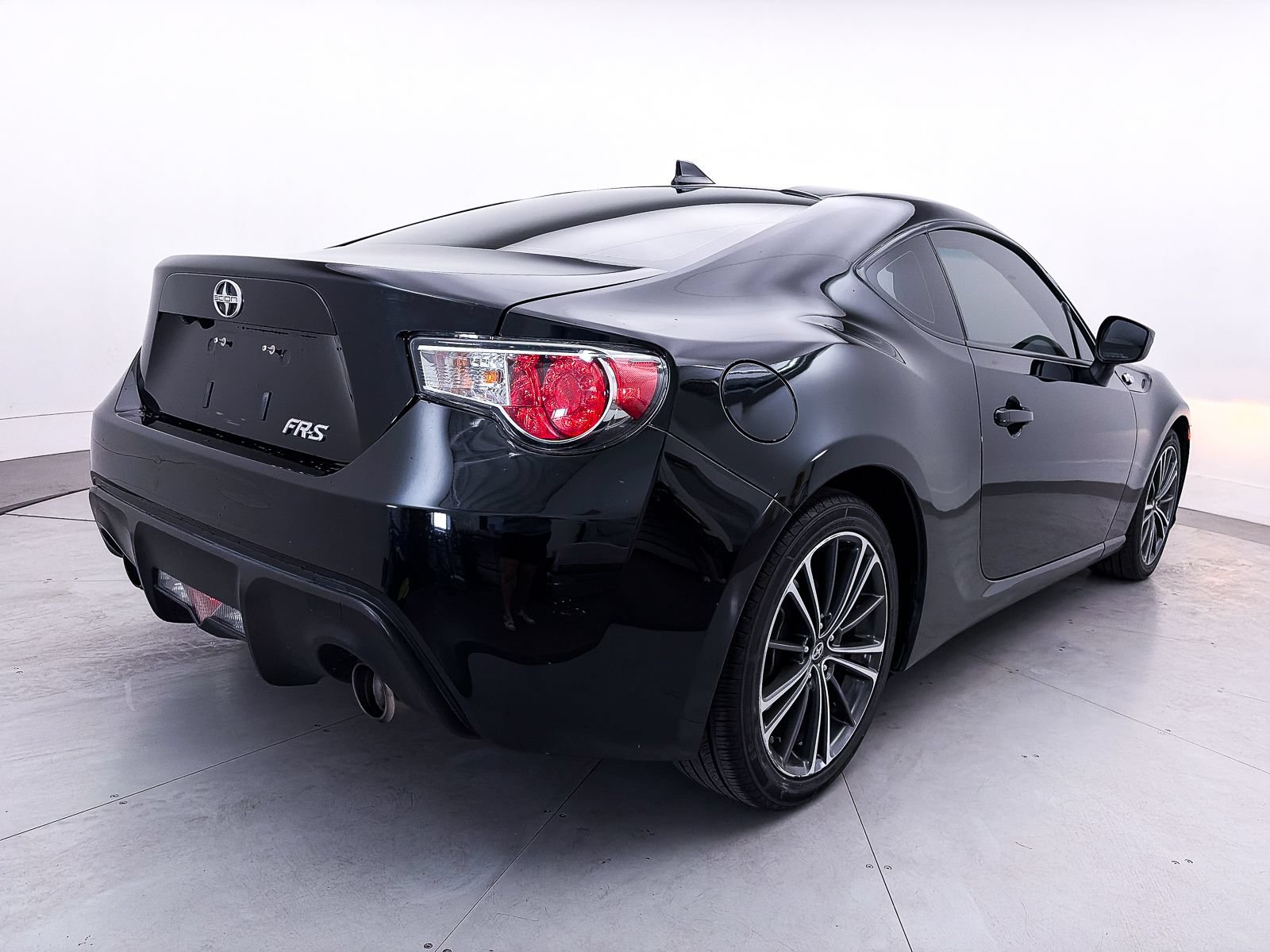 Used 2016 Scion FR-S RWD image 11