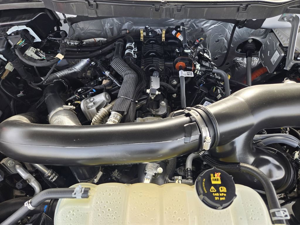 Used 2025 Ford F150 Lariat w/ Equipment Group 501A Mid image 29