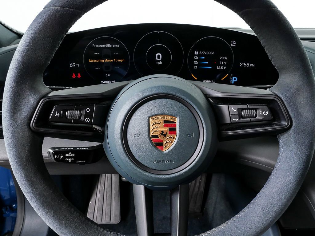 Certified 2022 Porsche Taycan 4S AWD/4WD image 8