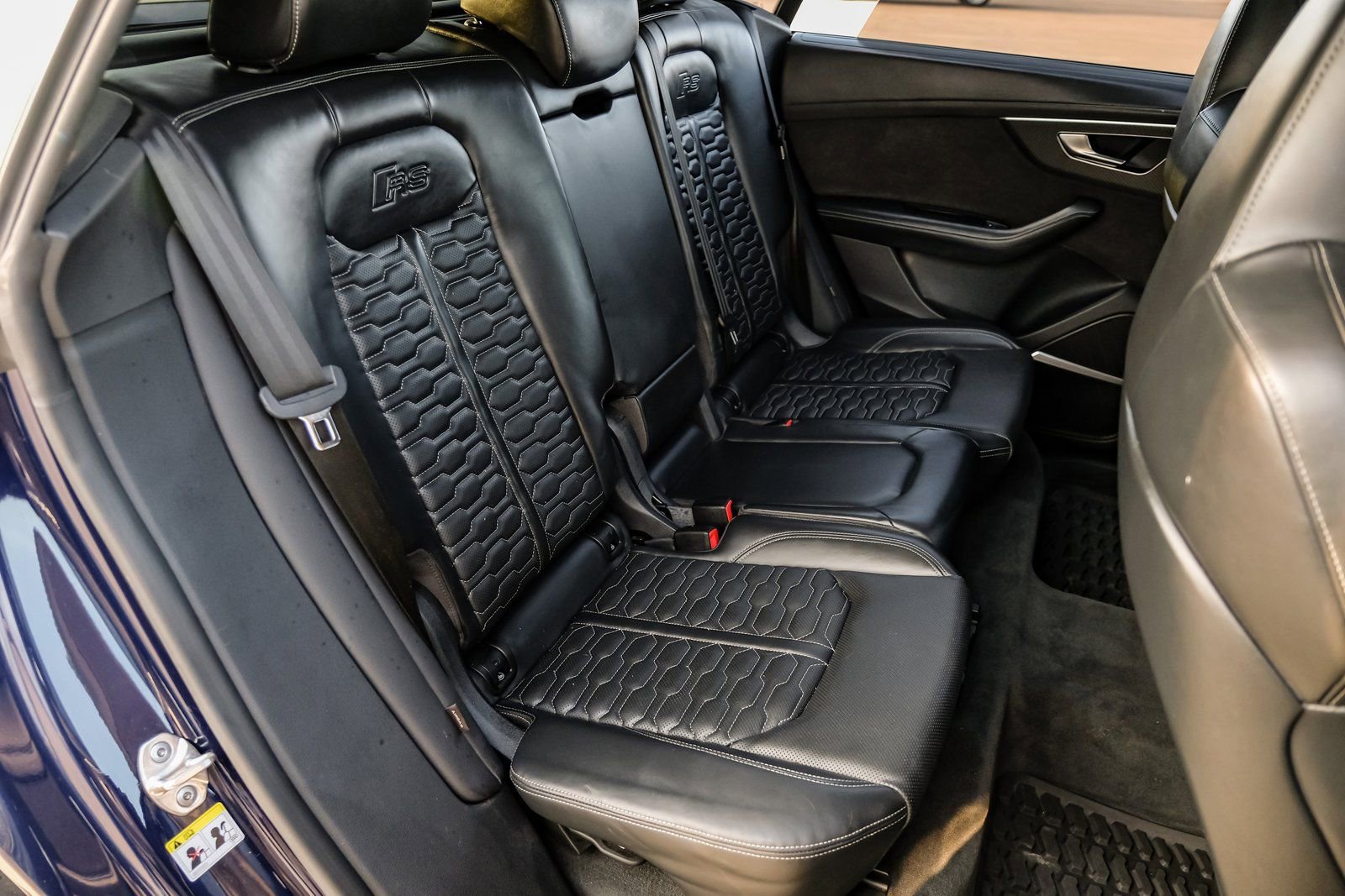 Used 2022 Audi RS Q8 4.0T image 47