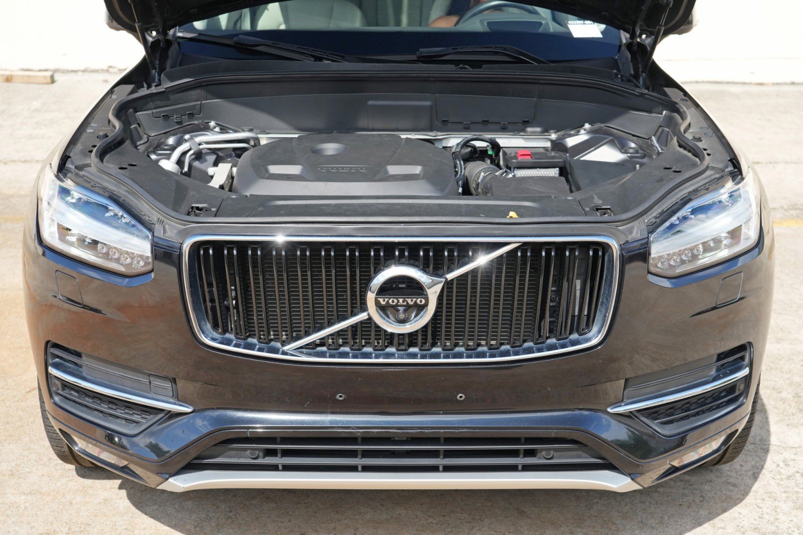 Used 2019 Volvo XC90 T6 Momentum w/ Advanced Package AWD/4WD image 7