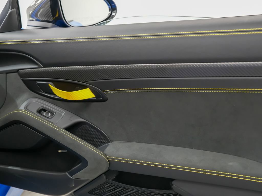 Certified 2025 Porsche 718 Boxster Spyder RS RWD image 16
