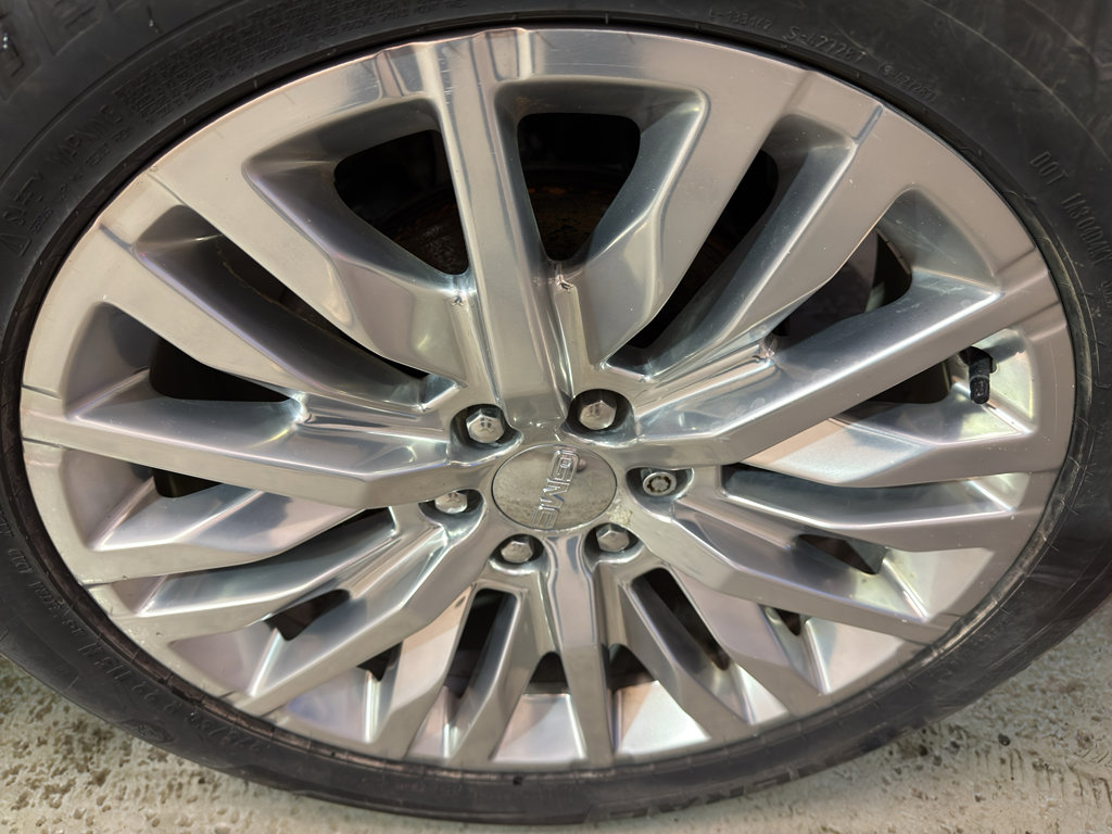 Used 2019 GMC Sierra 1500 Denali w/ Denali Ultimate Package image 36