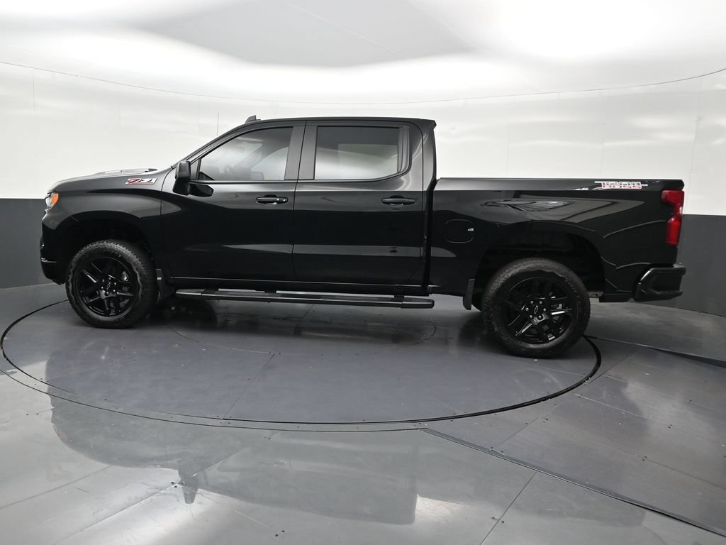 Used 2026 Chevrolet Silverado 1500 LT Trail Boss AWD/4WD image 2