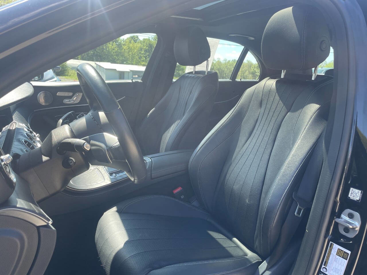 Used 2023 Mercedes-Benz E 350 4MATIC Sedan image 30
